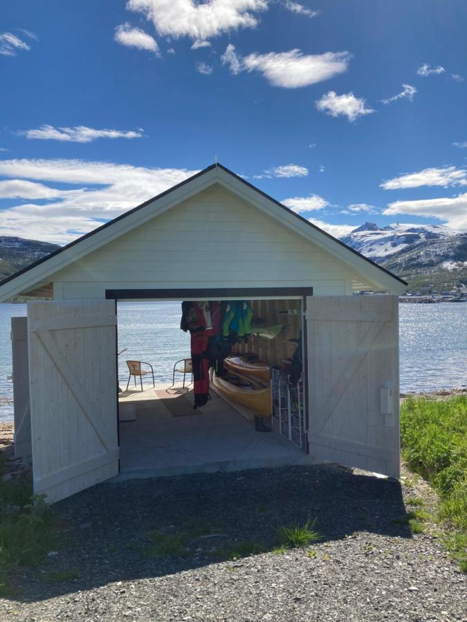 Visit Leif At Senja Apartment Gibostad Екстериор снимка