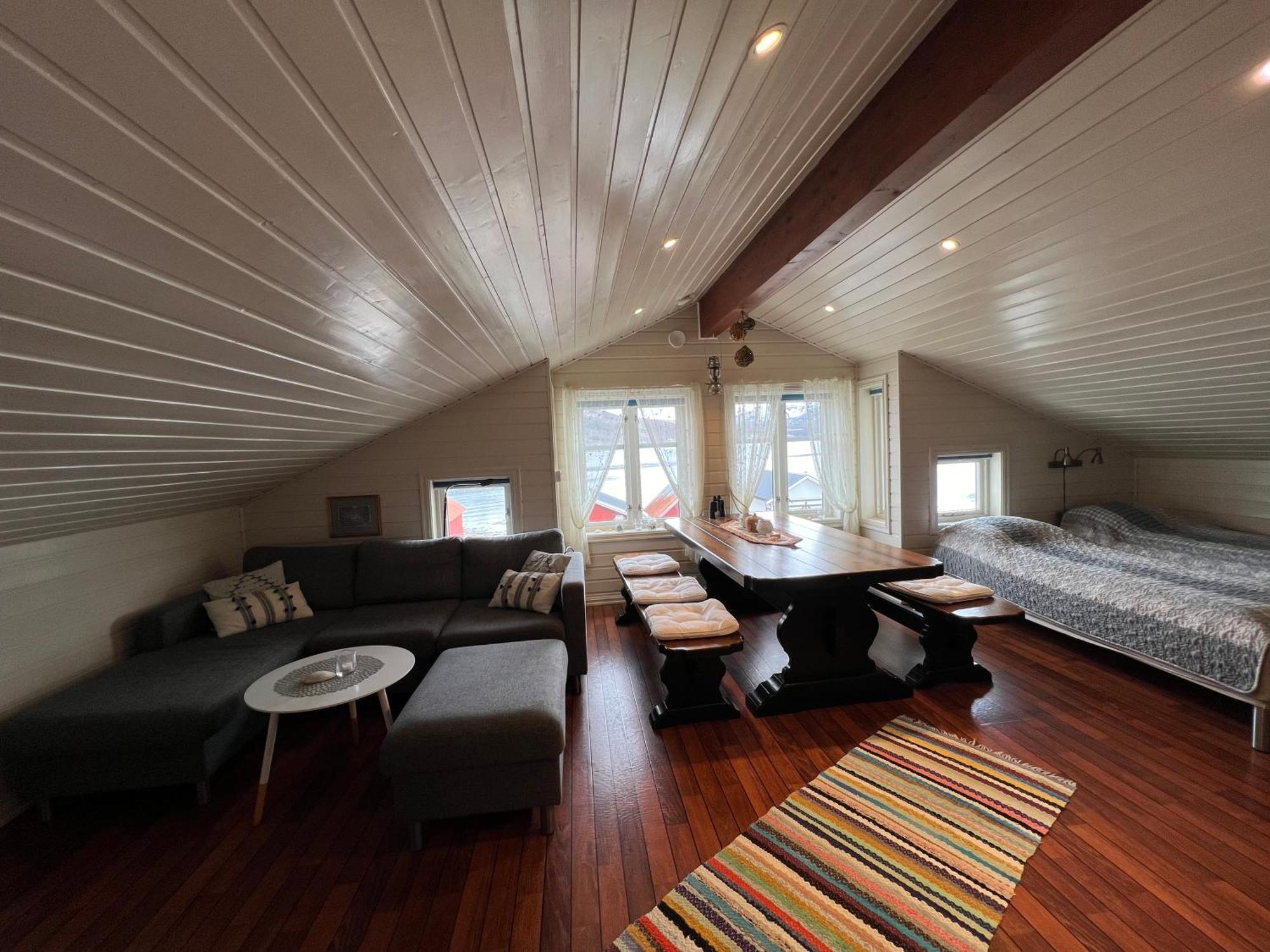 Visit Leif At Senja Apartment Gibostad Екстериор снимка
